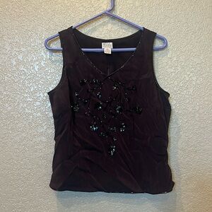 Cute blouse in brown with pretty jewel detail